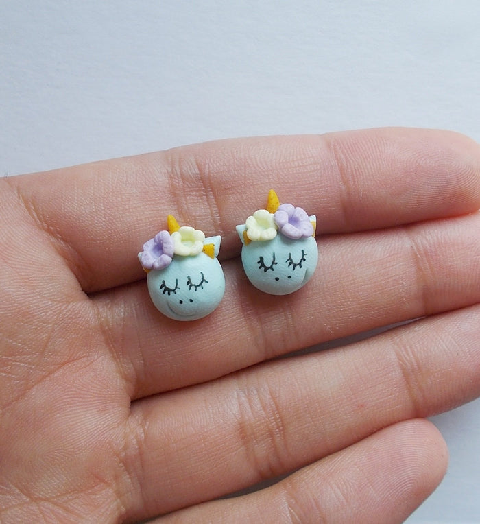 Unicorn stud earrings and brooch set - Adventacle